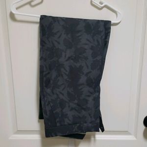 Banana Republic leaf print pants